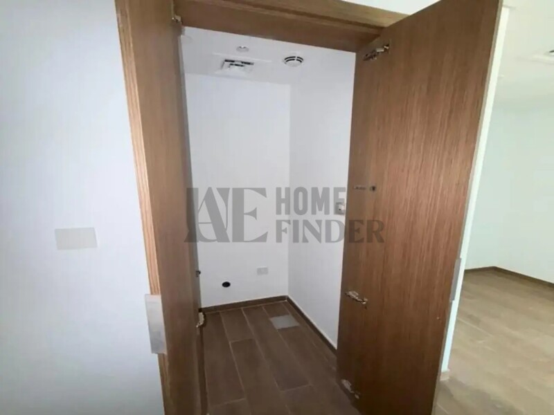 2 Bedroom Apartment for Rent in City Walk | Pool View