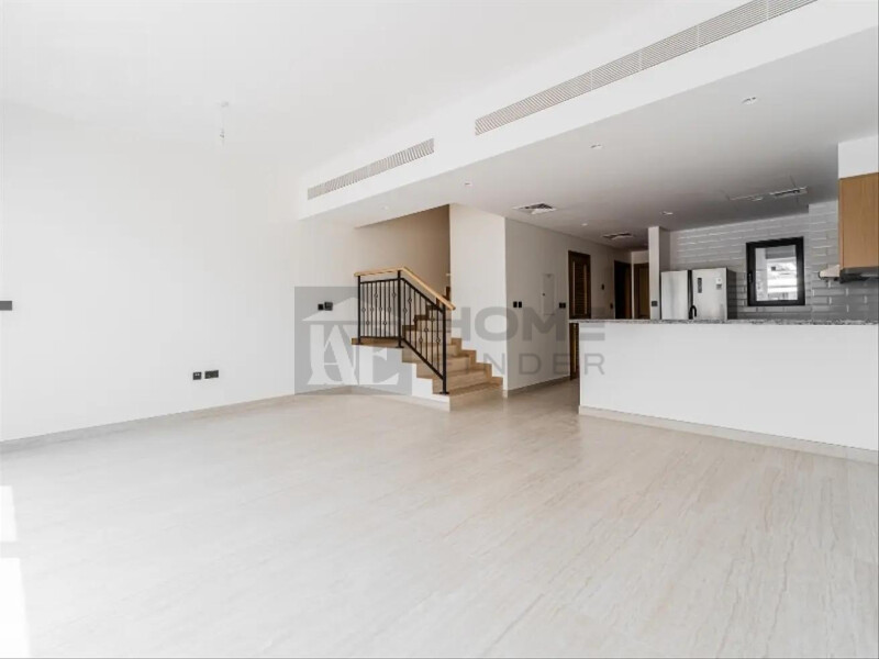 Townhouse for Rent in Damac Lagoons - Santorini 1, Dubai - Waterfront Living | End Unit | Nearby Lagoons at 330000 AED