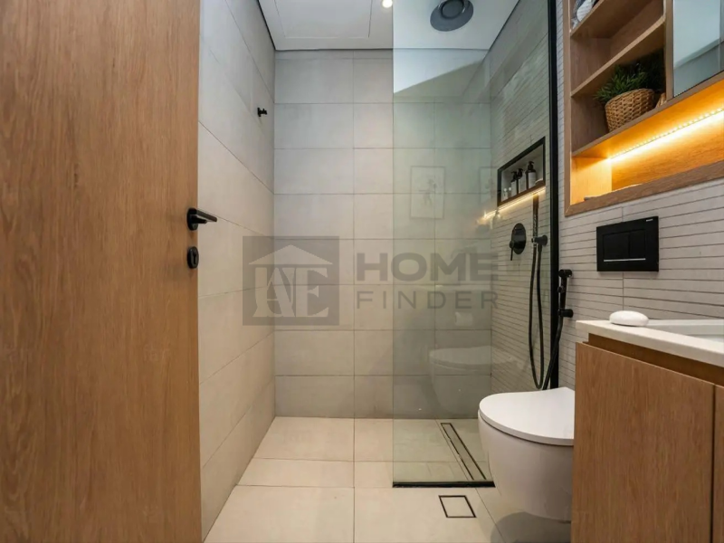 Apartment for Sale in Beverly Residence 1 - Jumeirah Village Circle, Dubai - Pool View | Vacant Now | Study | Large Terrace at 1940000 AED