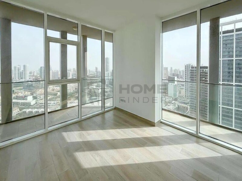 1BR Apartment for Sale in Bloom Towers A, JVC at AED 970,000.