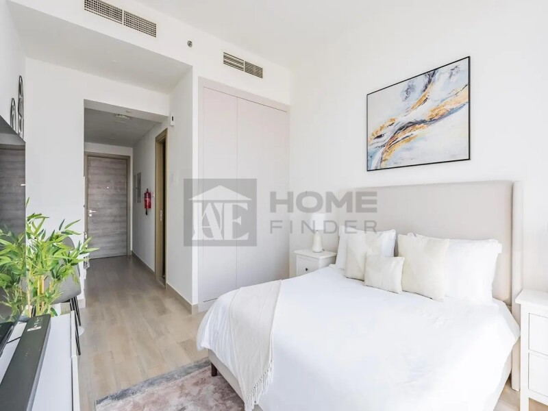 Studio Apartment for Rent in Bloom Tower C, JVC (377 sqft)