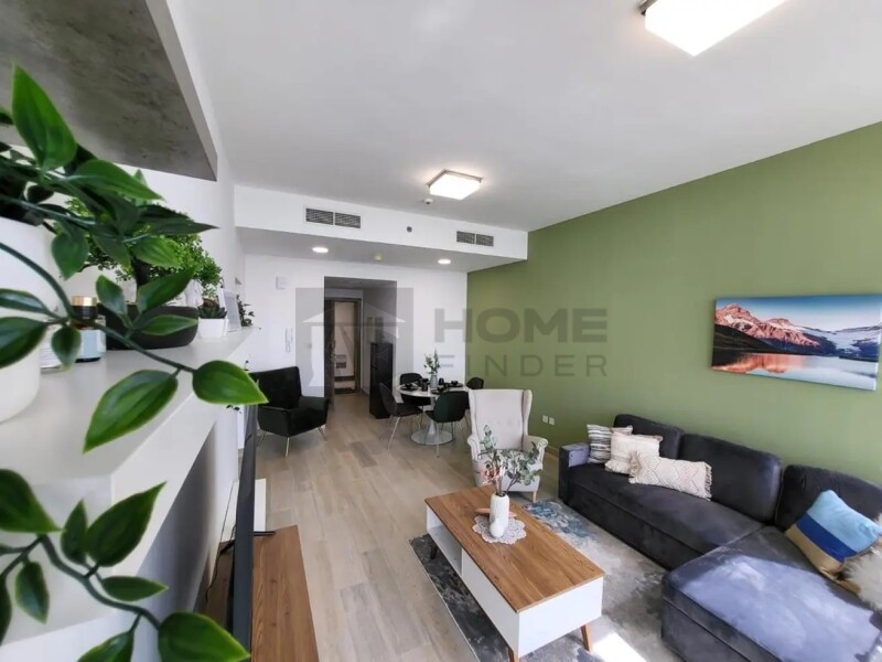 Furnished 1BR Apartment for Rent in Bloom Tower C | High Floor