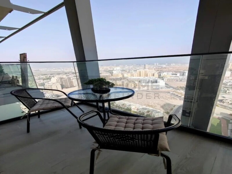 Furnished 1BR Apartment for Rent in Bloom Tower C | High Floor