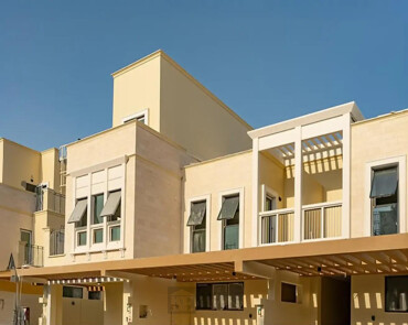 5BR | Big Plot |Single Row | Prime End Corner Unit |Unfurnished