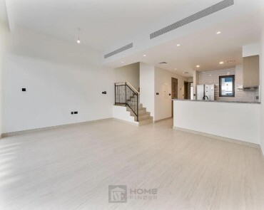 Townhouse for Sale in Santorini's - Damac Lagoons, Dubai - 4 Bed | Single Row | Family Friendly Community at 3450000 AED