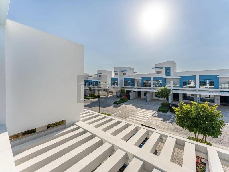 Townhouse for Sale in Santorini's - Damac Lagoons, Dubai - 4 Bed | Single Row | Family Friendly Community at 3450000 AED