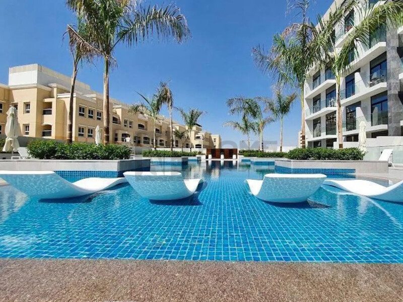 Apartment for Sale in Oxford Residence 1 - Jumeirah Village Circle, Dubai - Spacious 1BR | High Floor | Walk-in Closet | Community View | Oxford Residence 2 JVC at 1189999 AED