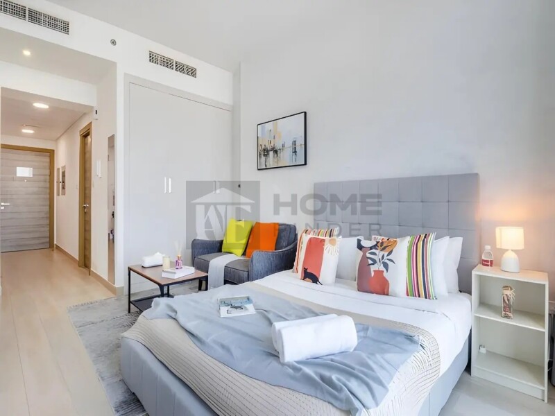 Apartment for Rent in Bloom Tower B - Jumeirah Village Circle, Dubai - HOT DEAL | BILLS OPTION | FLEXIBLE CHEQS at 54999 AED