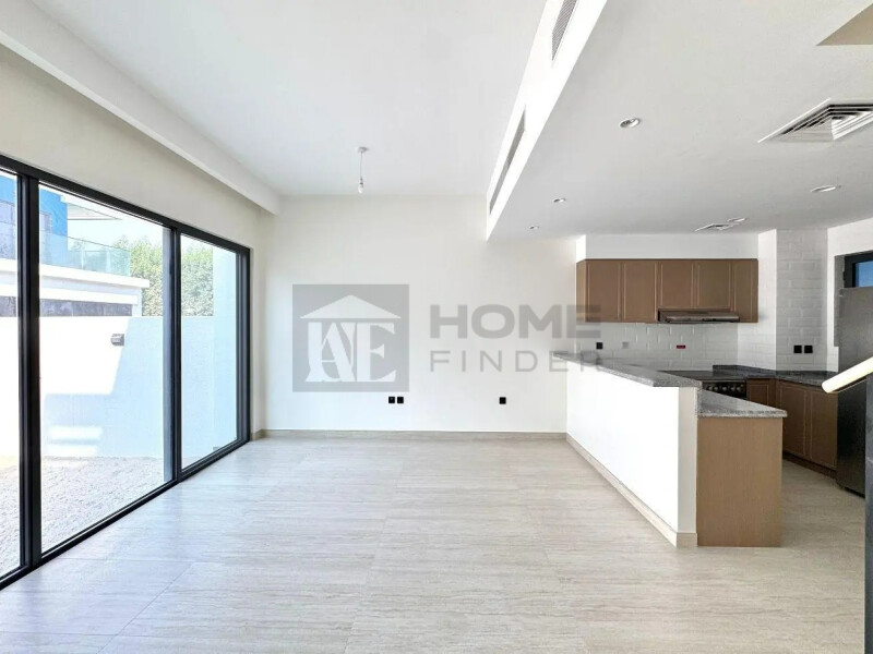 Townhouse for Rent in Damac Lagoons - Santorini 1, Dubai - End of Row | Corner plot | Great Location at 210000 AED