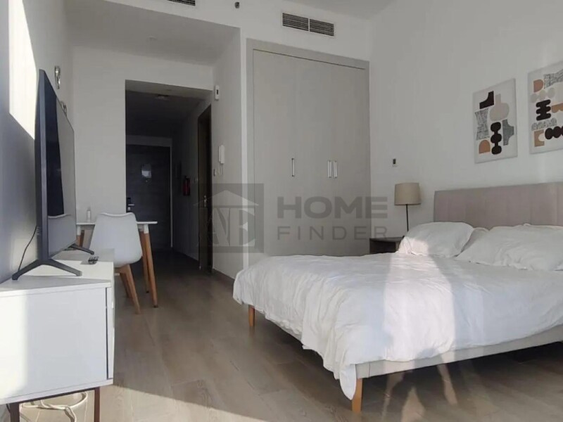 Apartment for Rent in Bloom Tower C - Jumeirah Village Circle, Dubai - Cozy and Chic | Bright Interiors | High Floor at 55000 AED