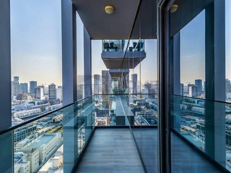 Apartment for Rent in Bloom Tower C - Jumeirah Village Circle, Dubai - Unfurnished | High Floor | Modern Layout at 80000 AED
