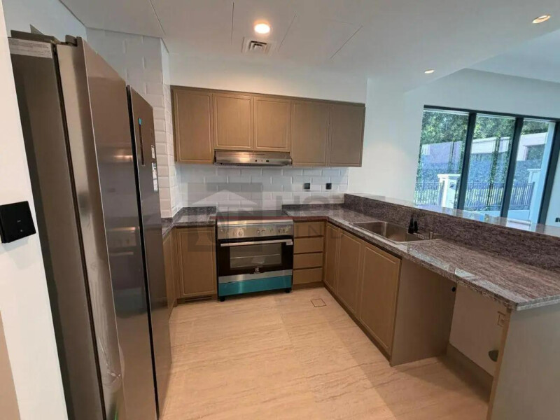 Townhouse for Rent in Damac Lagoons - Santorini 1, Dubai - 4 BR Townhouse | Single Row | Great Location at 170000 AED