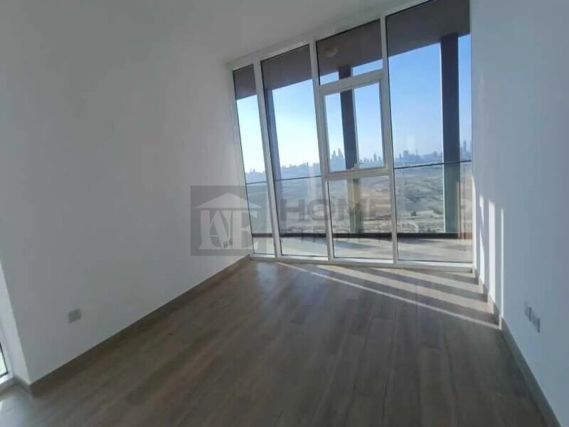 Apartment for Rent in Bloom Tower A - Jumeirah Village Circle, Dubai - Elegant 2+Maid|Unfurnished |Ready to Move at 149000 AED