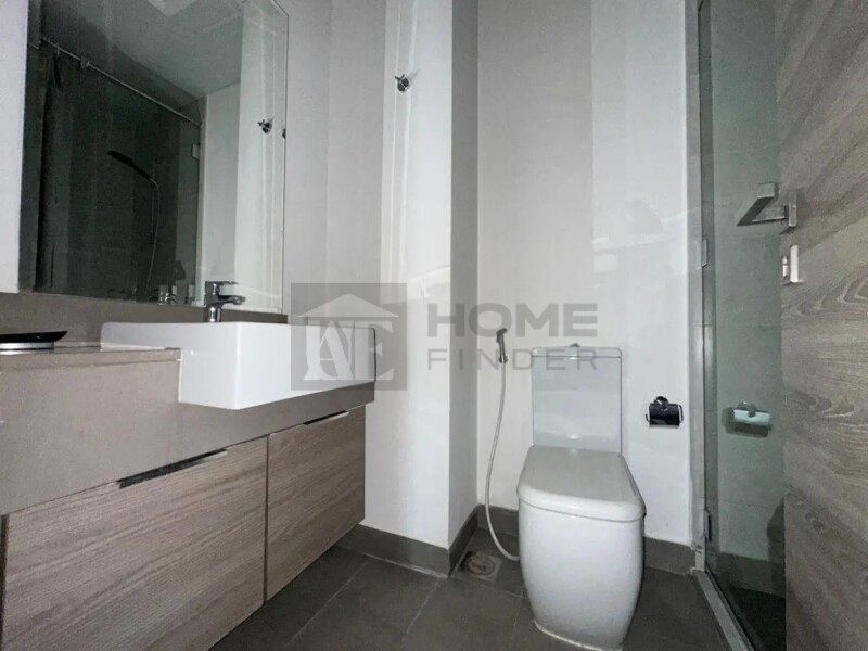 Apartment for Rent in Bloom Tower A - Jumeirah Village Circle, Dubai - Next to Exit | 2BHK + 1 Big Room | Furnished at 129000 AED