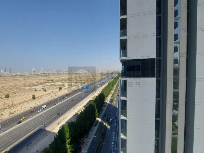 Apartment for Rent in Bloom Tower A - Jumeirah Village Circle, Dubai - Unfurnished 2BR | Prime location | Ready to move at 134999 AED