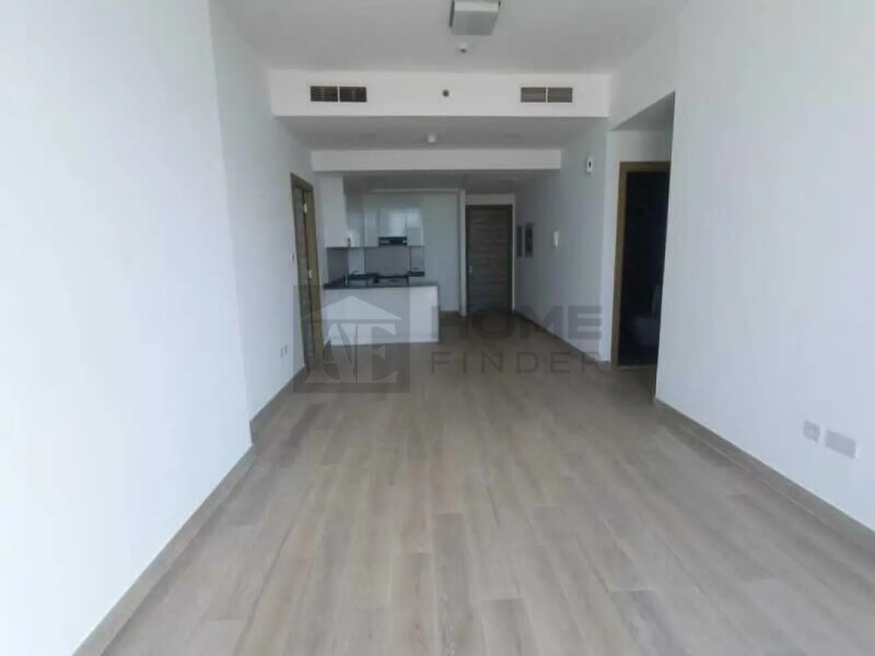 Apartment for Rent in Bloom Tower A - Jumeirah Village Circle, Dubai - Vacant Unit | High Floor | Skyline View at 135000 AED