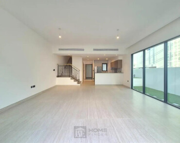 Landscaped | Corner Unit | Ready To Move In
