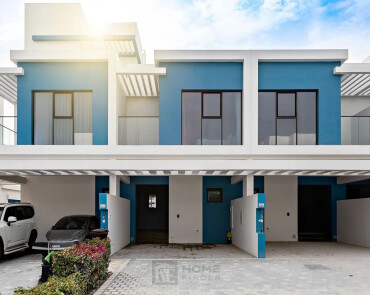 Large Corner Unit | Feb 2026 | Amazing Location